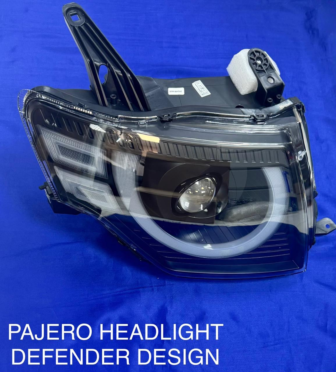 PAJERO HEADLIGHT
DEFENDER DESIGN